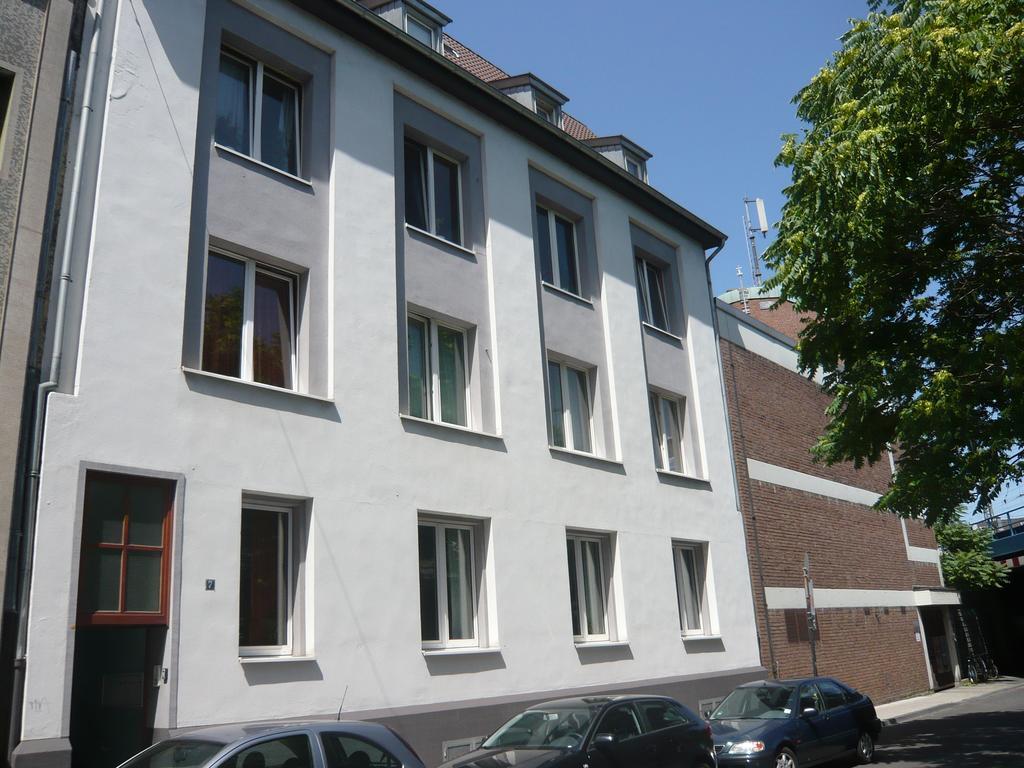 Koelsche Kluengel Apartment Cologne Room photo